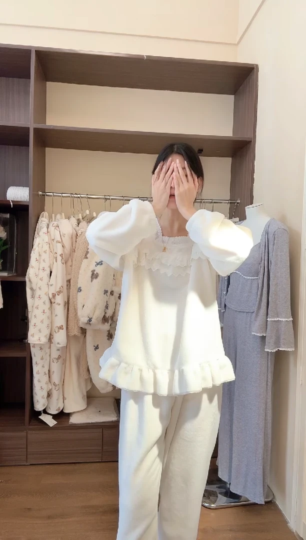 法兰绒银狐绒两件套白色L码80-120斤