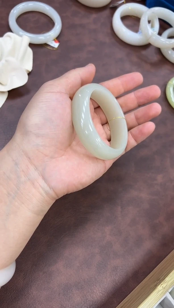 未镶嵌手镯和田玉57-58   179