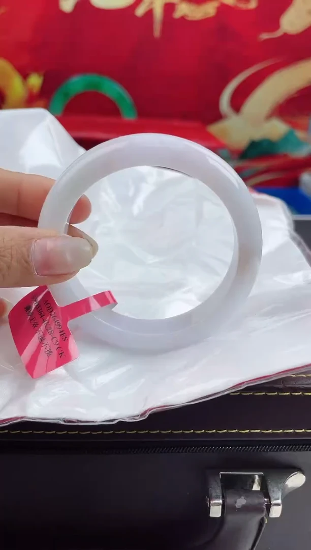 【闪购商品】翡翠手镯未镶嵌翡翠手镯（微瑕）9