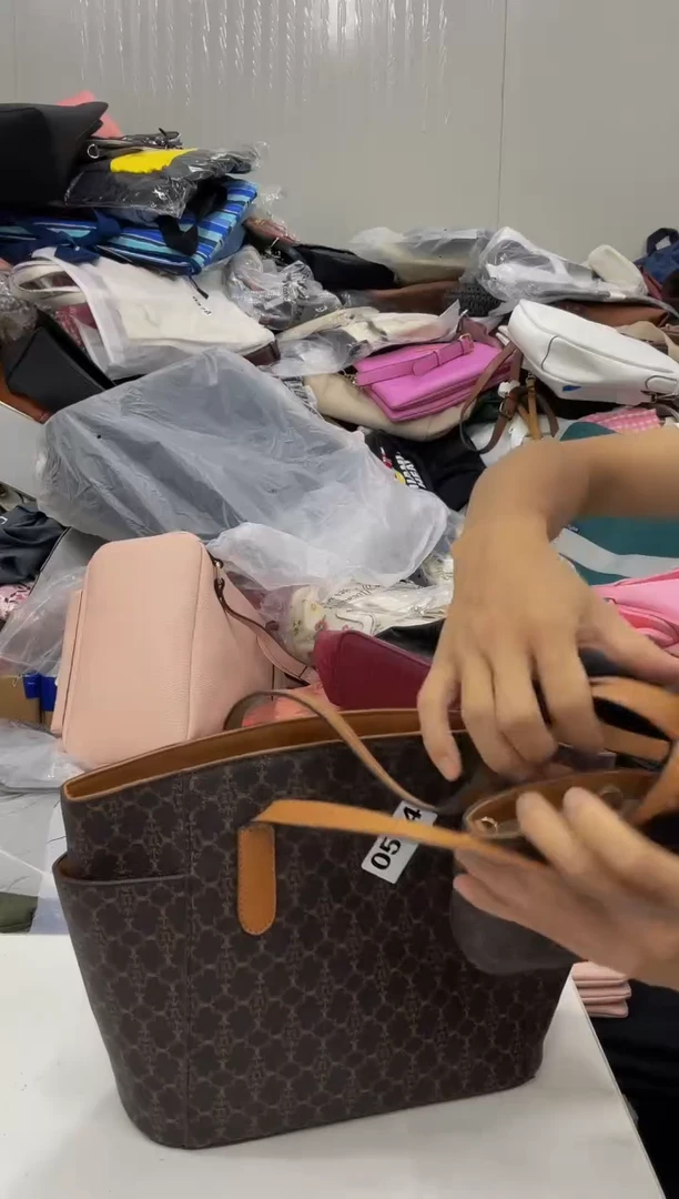 PU工厂外贸库存尾货瑕疵女士包