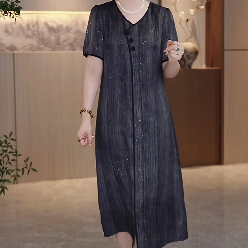 2025夏季新款时尚高级感大码宽松休闲优雅洋气精致显瘦遮肚连衣裙