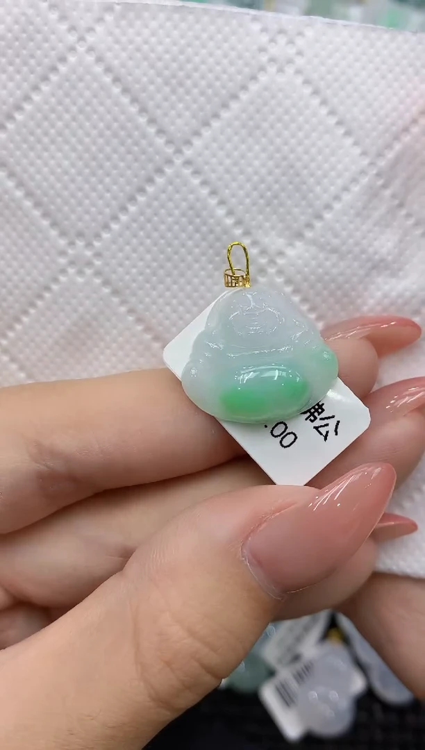 颈饰18K金镶嵌翡翠111111111111