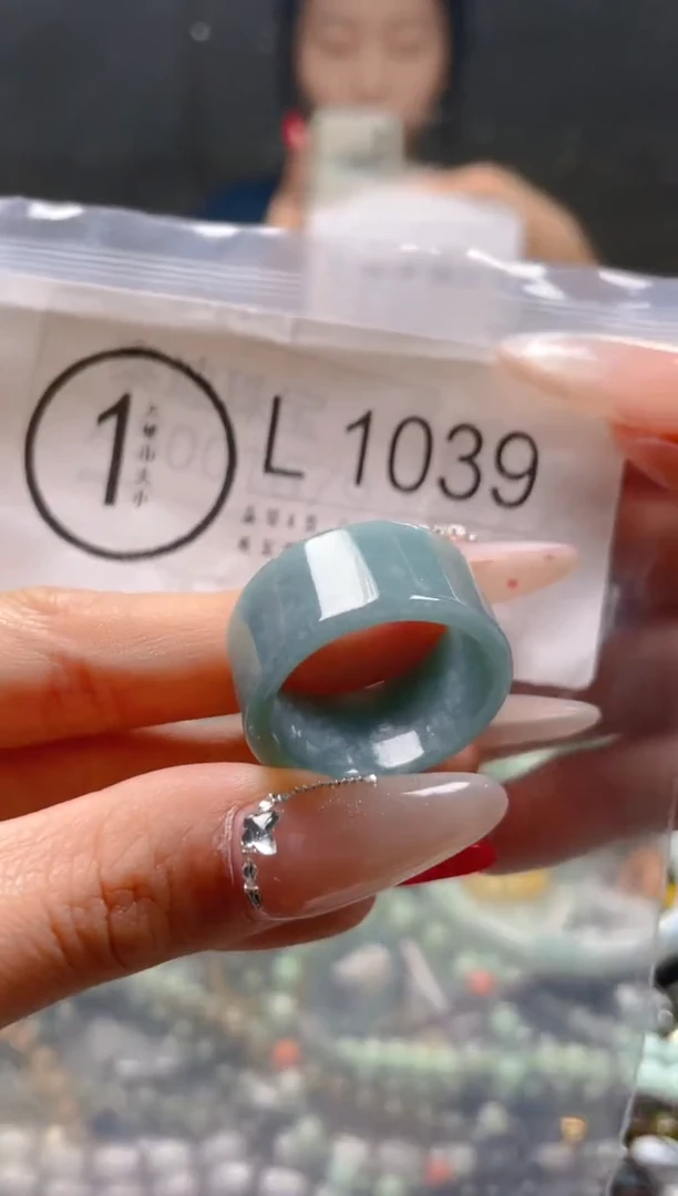 【闪购商品】翡翠颈饰未镶嵌21.5/L/翡翠A货一图一物