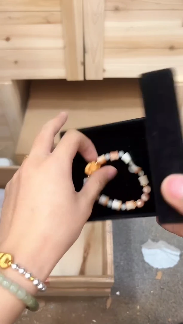 精品手串（无礼盒）@@sp259