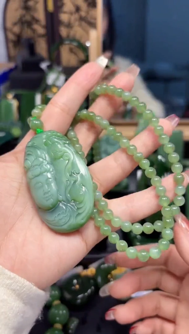 【闪购商品】和田玉（碧玉）吊坠(赠链)未镶嵌1
