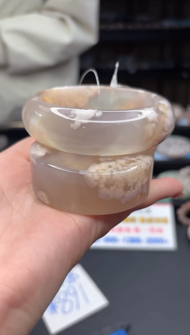 【闪购商品】石英质玉手镯未镶嵌533（58圈赠送镯心）