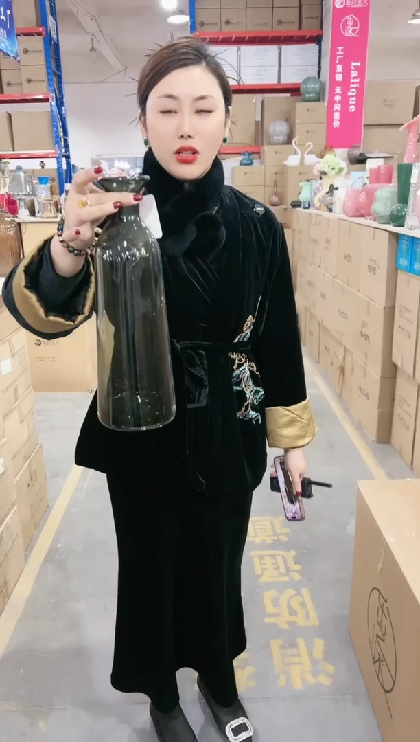 【闪购商品】玻璃私花贸易祁琪-微瑕--79NXH