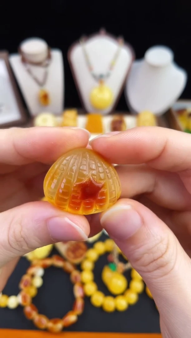 琥珀未镶嵌珠宝奇石柒月