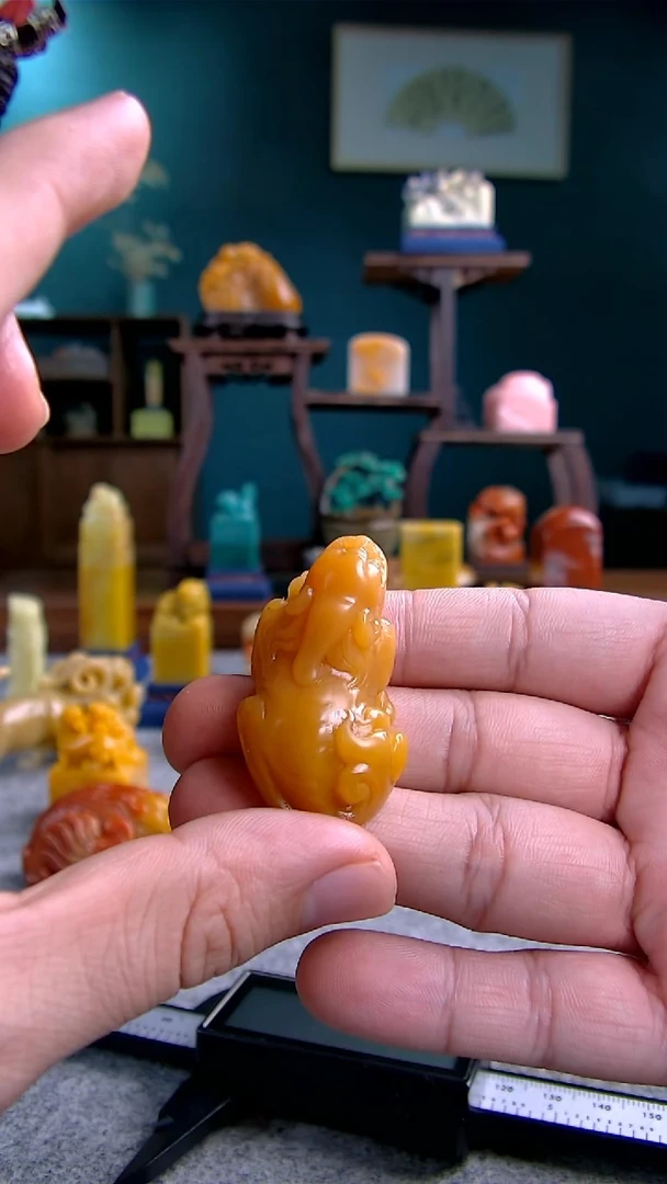 【闪购商品】老挝石北部黄貔貅手把件1.7*2.5*4.4