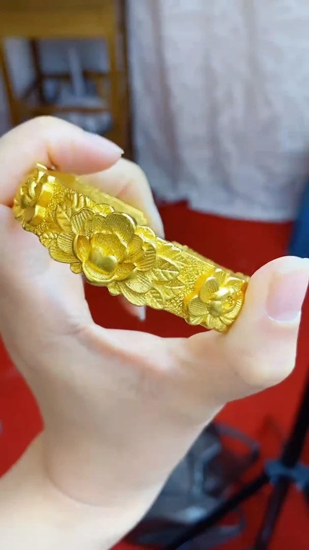 合金无032七朵牡丹手镯