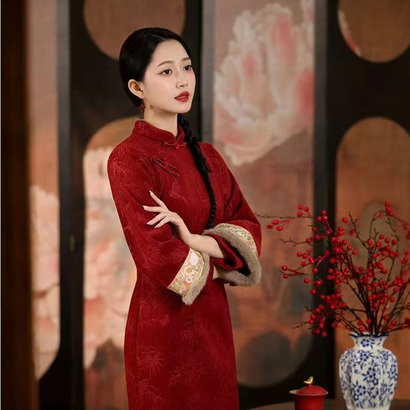 【踏雪寻梅】时尚红色冬季加绒蕾丝花边旗袍气质修身显瘦中长款A28