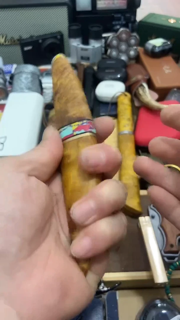 瓷片闪购商品  如图所示