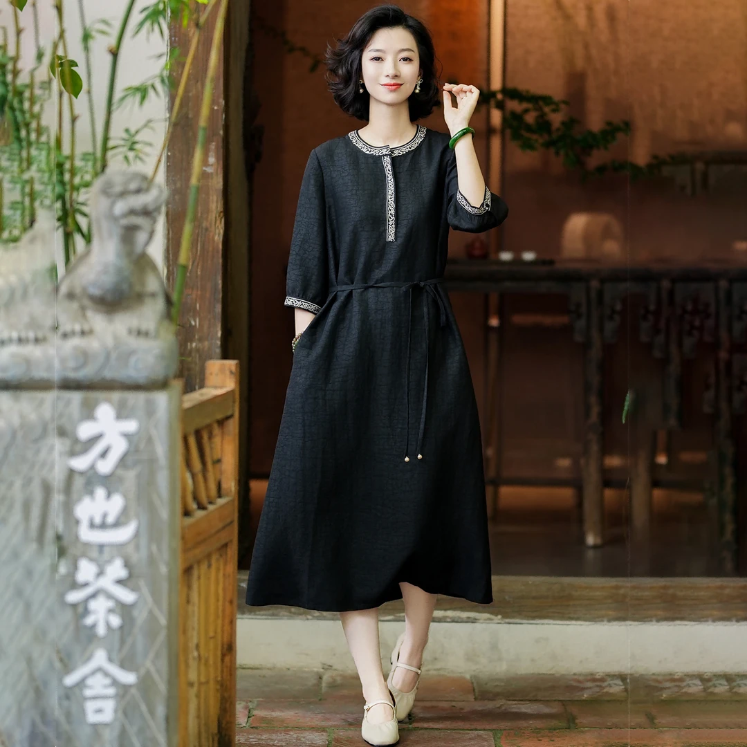 西子/【卷草香云】龟裂纹香云纱桑蚕丝重工刺绣收腰连衣裙/CQSJ001