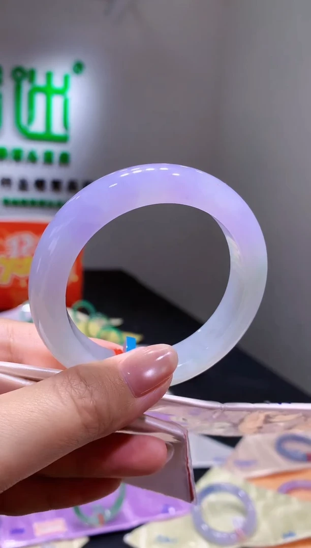 未镶嵌手镯翡翠-k34  天然缅甸A货翡翠55.8正圈总价8.3万定金2万