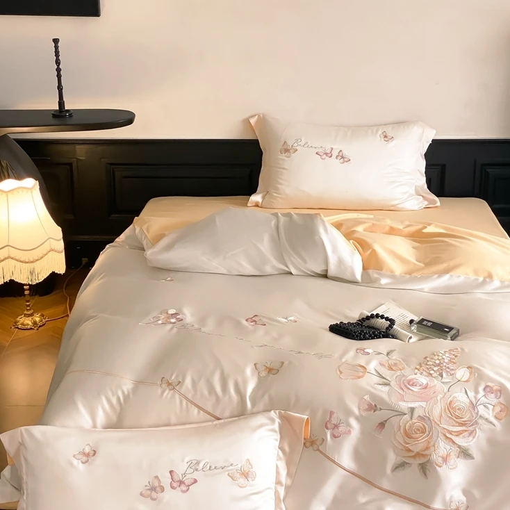 轻奢全棉精梳棉斜纹四件套纯棉床单被套花卉刺绣床上用品1.8黄白