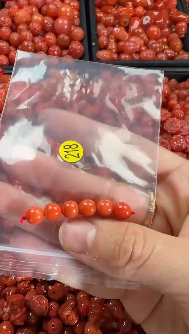 【闪购商品】南红玛瑙颈饰未镶嵌1