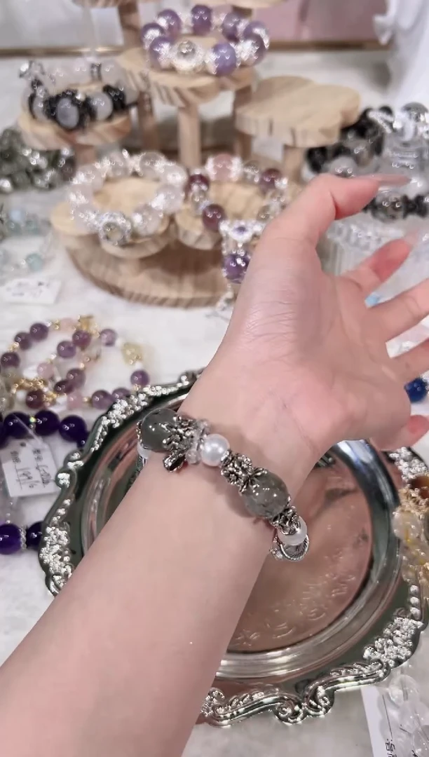 【闪购商品】水晶手链未镶嵌天然水晶默认微瑕 多样性发货发其一