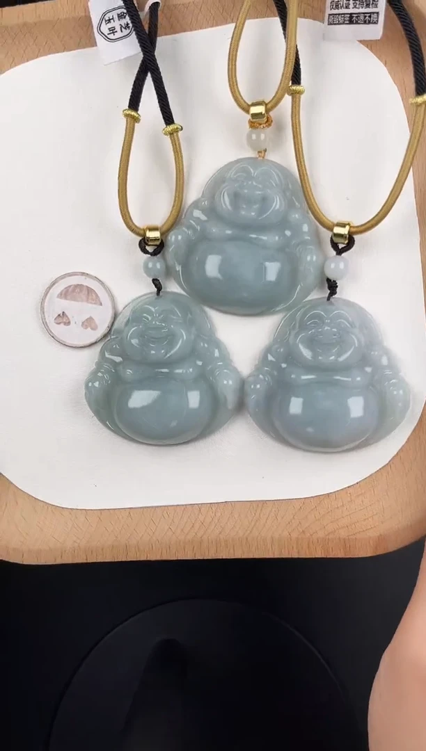 颈饰未镶嵌翡翠LH037翡翠油冰绿大佛+送同款绳子多样性发其一