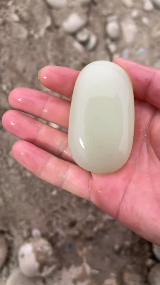 和田玉未镶嵌吊坠(不含链)00111