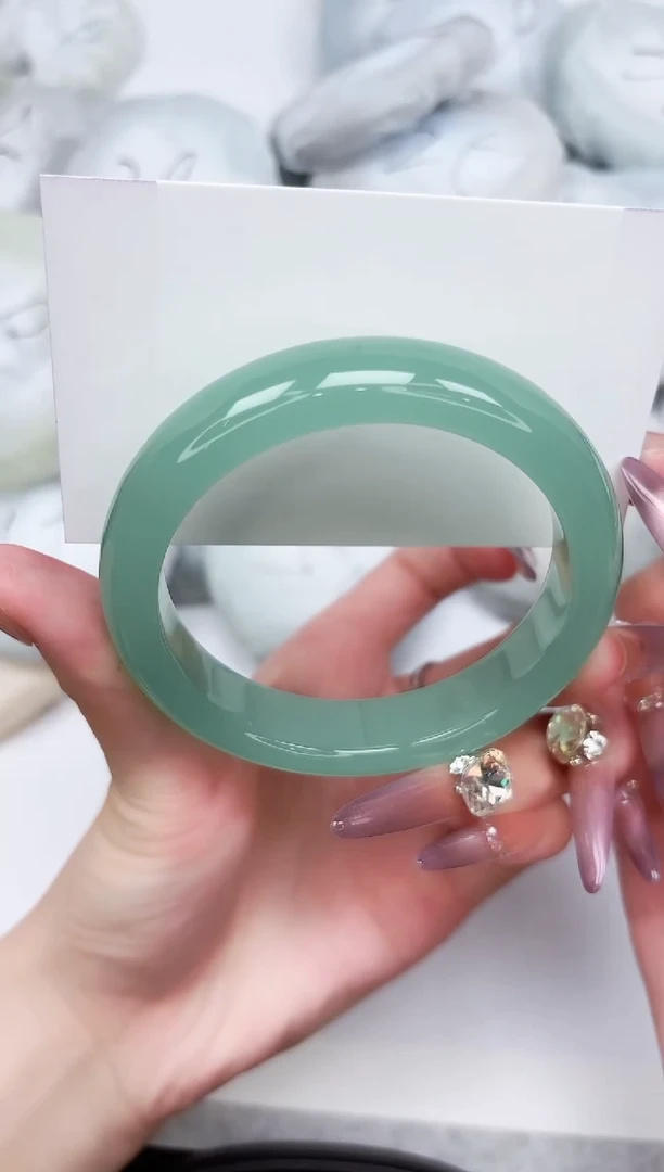 石英质玉手镯未镶嵌98-60