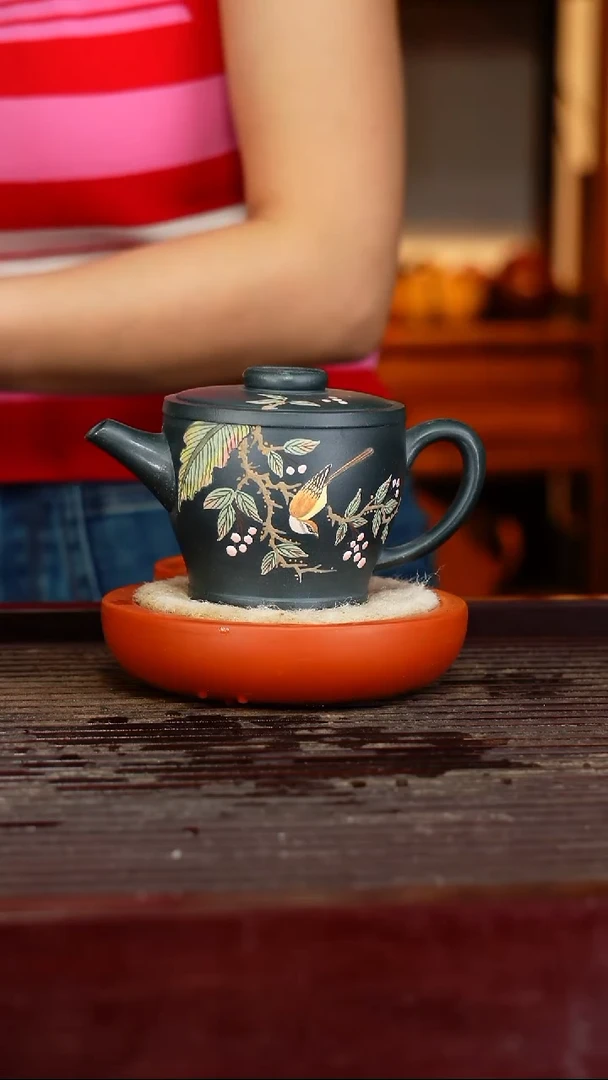 宜兴原矿紫砂壶茶壶宜兴原矿紫砂壶茶壶200C