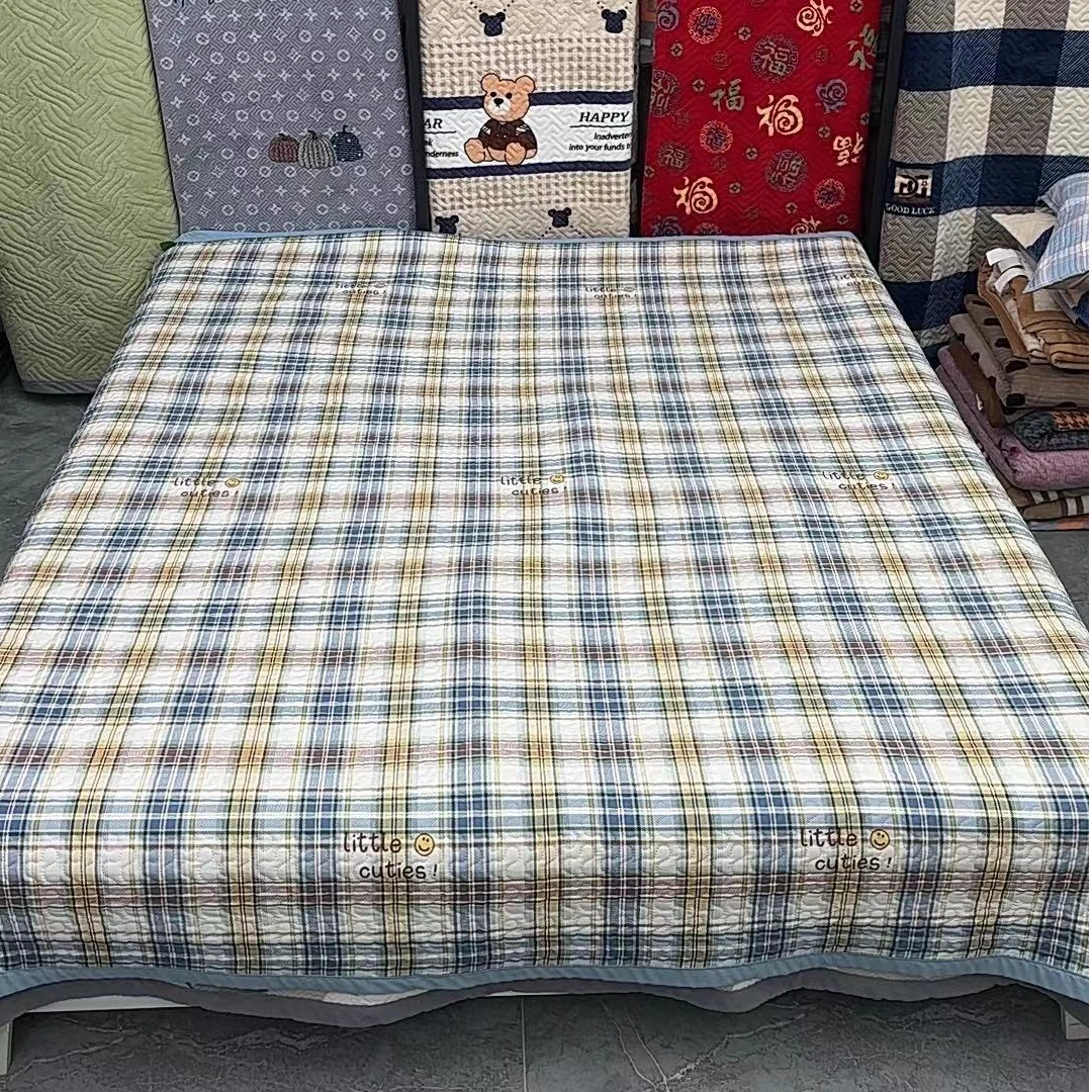 2.3*2.5 四季莫代尔床盖《笑脸格》