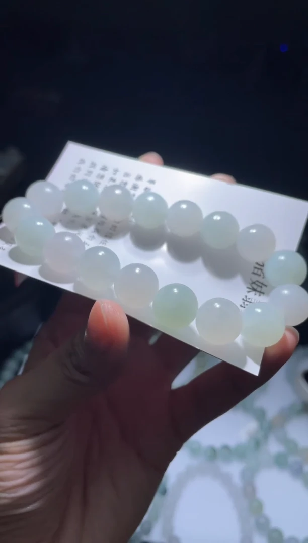 未镶嵌定制翡翠翡翠手串