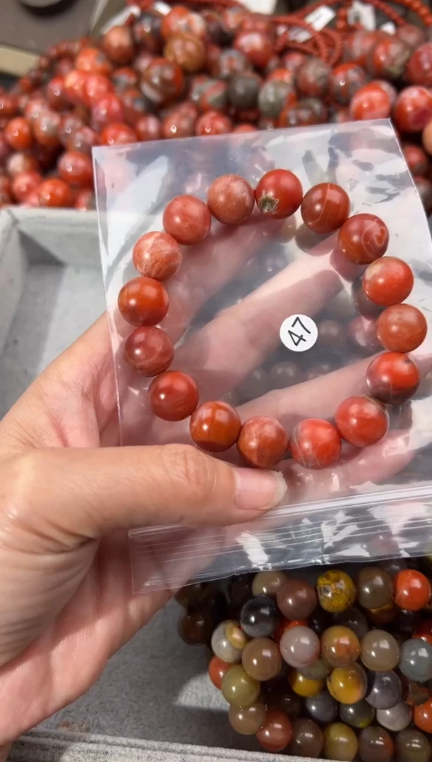 南红玛瑙手串未镶嵌12+
