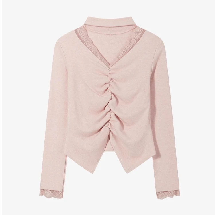 羊城故事-蕾丝拼接围脖上衣收褶显瘦短款净版打底衫13558