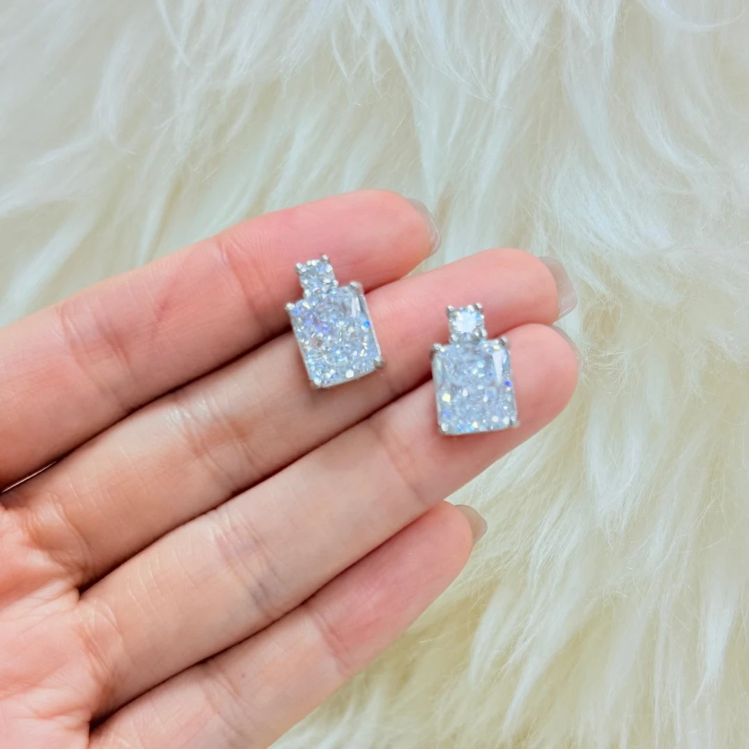 诵蝶 925银合成锆石耳饰 萃-白色方糖925银耳环90004