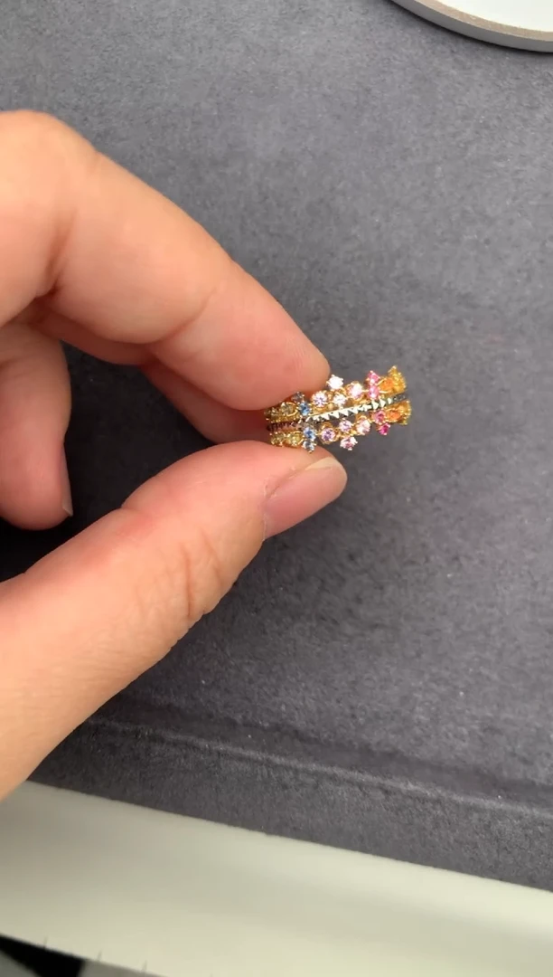 戒指彩色蓝宝石18K金镶嵌0.79ct彩蓝宝 GE 定制