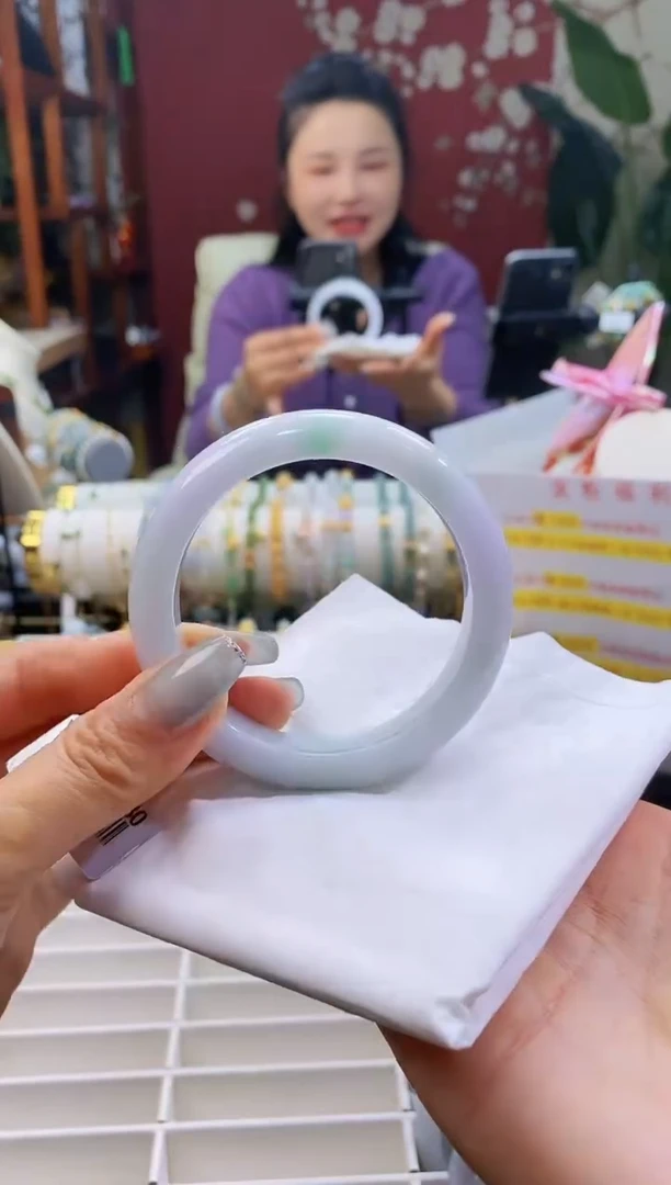 【闪购商品】翡翠手镯未镶嵌31阳绿5657/11.8*8.8