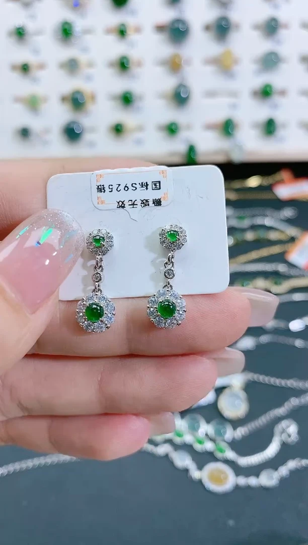 翡翠银S925镶嵌耳饰天然翡翠