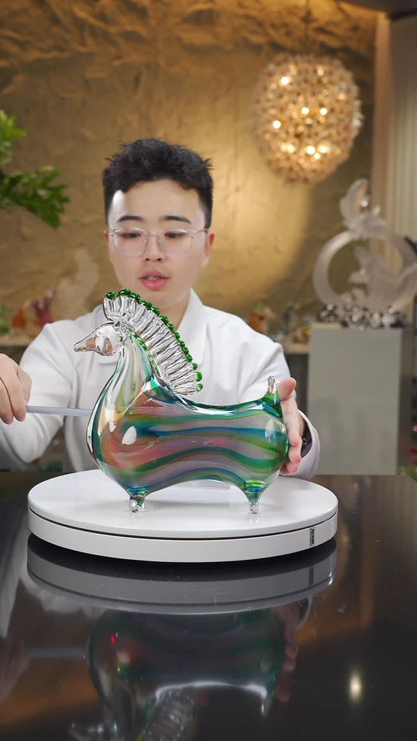 琉璃手工艺品设计款彩色马摆件
