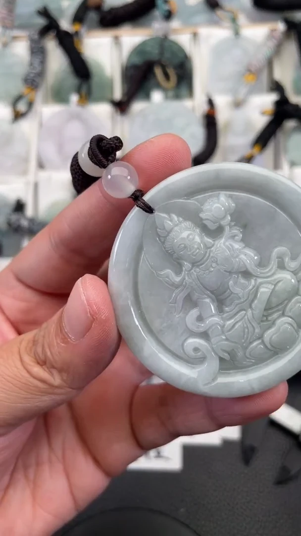 颈饰未镶嵌翡翠天然缅甸翡翠A货214