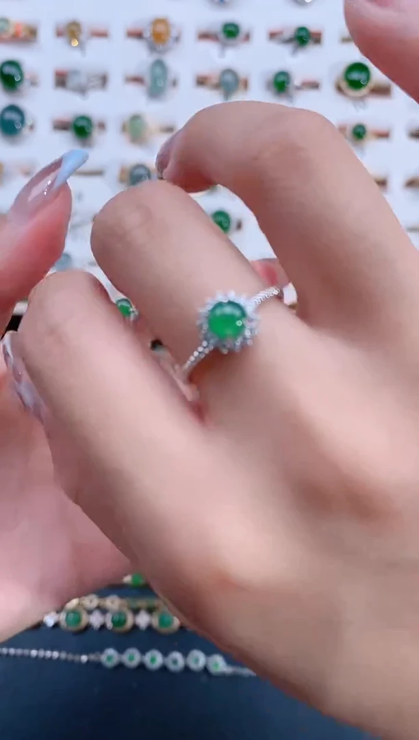 翡翠戒指银S925镶嵌天然翡翠