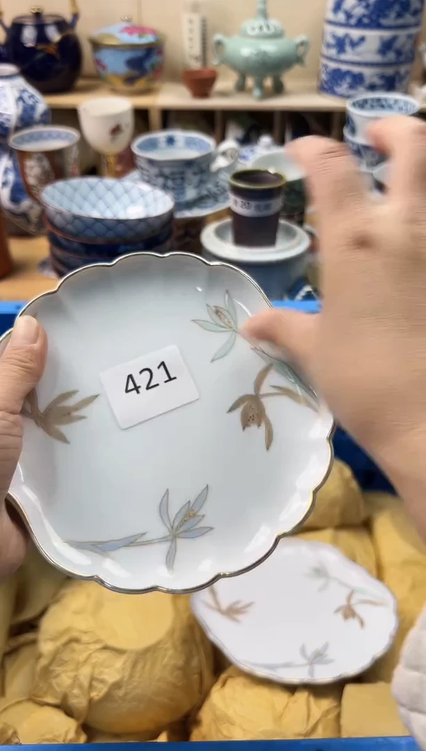 瓷片大*你好你好