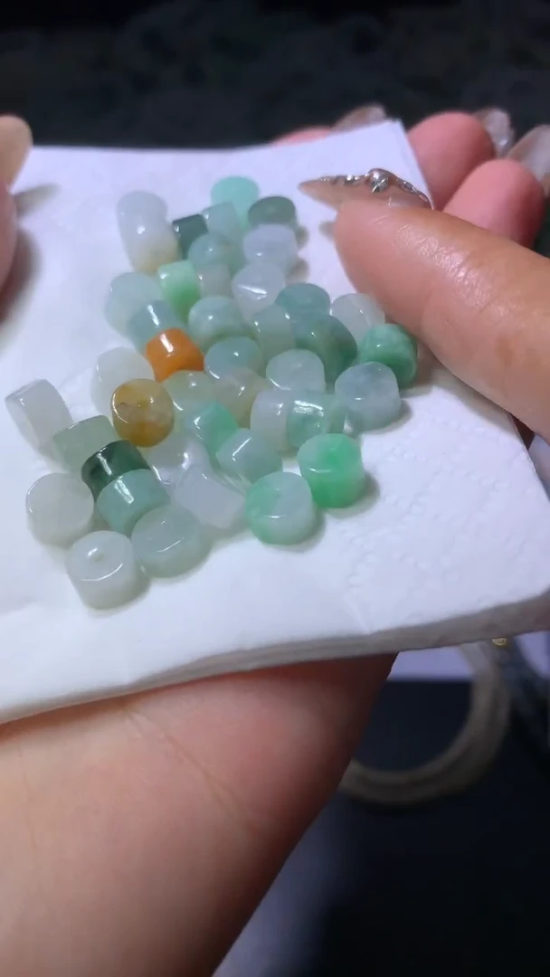 未镶嵌挂件翡翠MXX058851