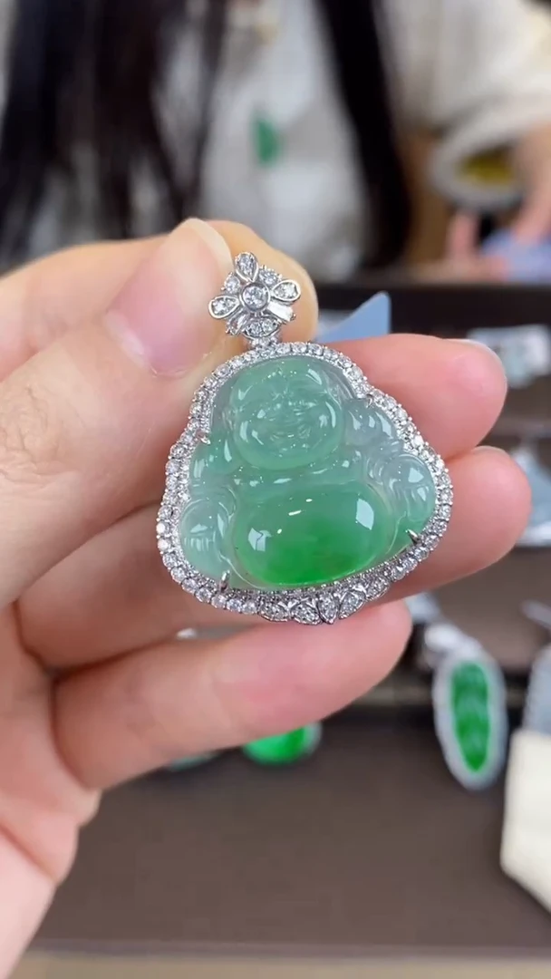 【闪购商品】翡翠吊坠(不含链)18K金镶嵌翡翠包镶佛公