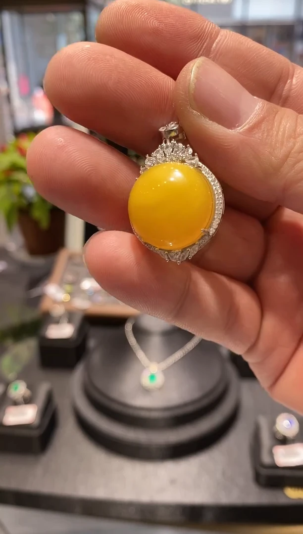 【闪购商品】蜜蜡颈饰银S925镶嵌清仓福利