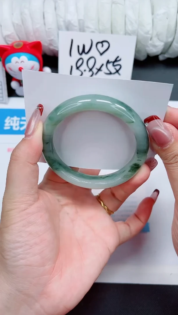 【闪购商品】石英质玉手镯未镶嵌269