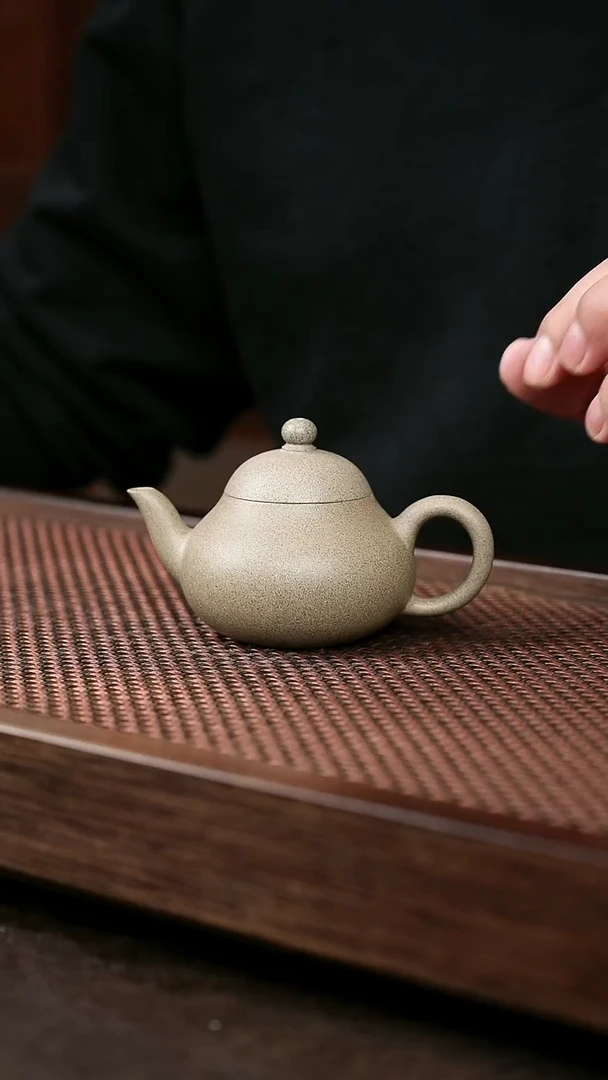 茶壶紫砂查天星矮梨{微瑕}