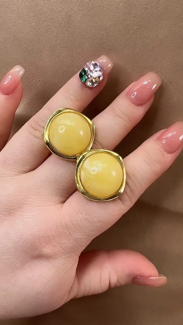 琥珀颈饰未镶嵌耳环