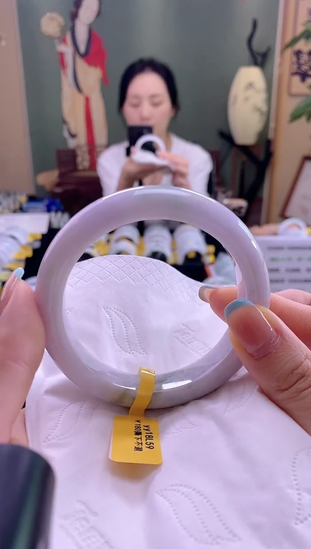 翡翠手镯未镶嵌59圈口t