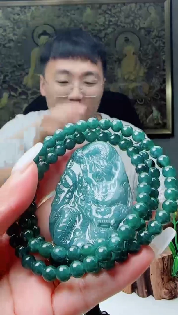 翡翠未镶嵌颈饰111111111111111