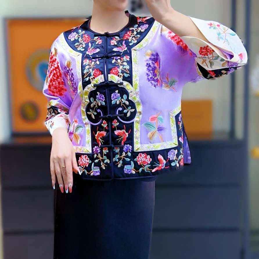 原创时尚新中式重磅满绣蝶恋花醋酸对襟短装洋装减龄格格服小外套