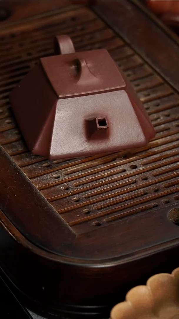 茶壶紫砂宜兴紫砂紫泥四方抽角石瓢180毫升