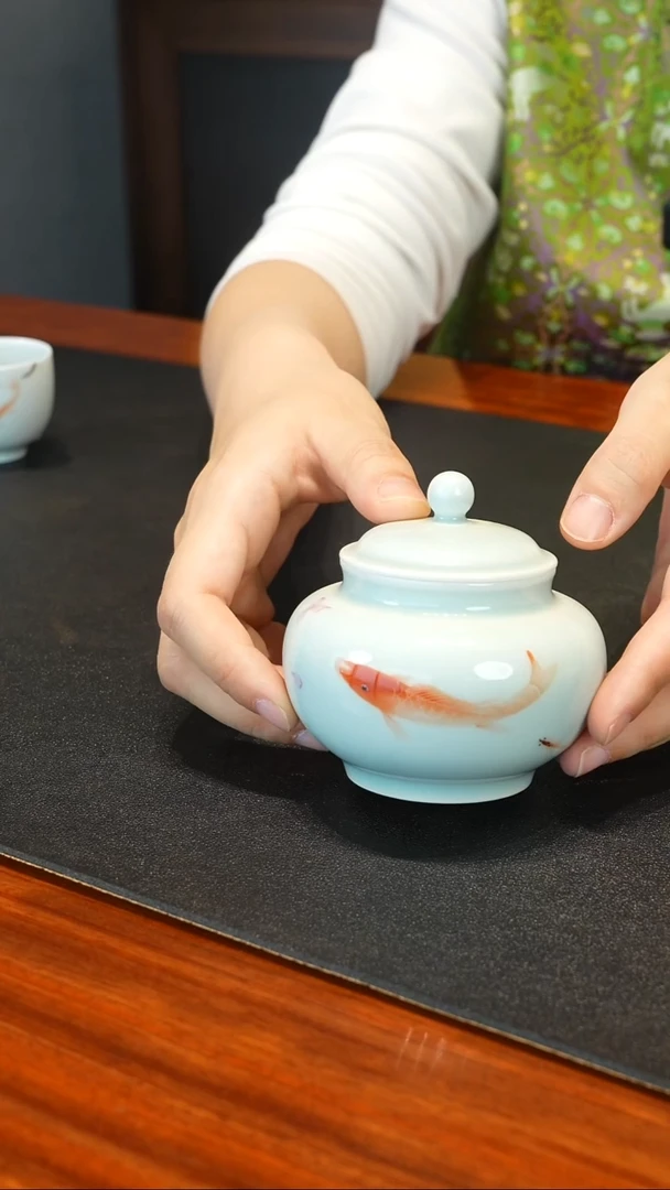 珏窑锦鲤茶叶罐单品