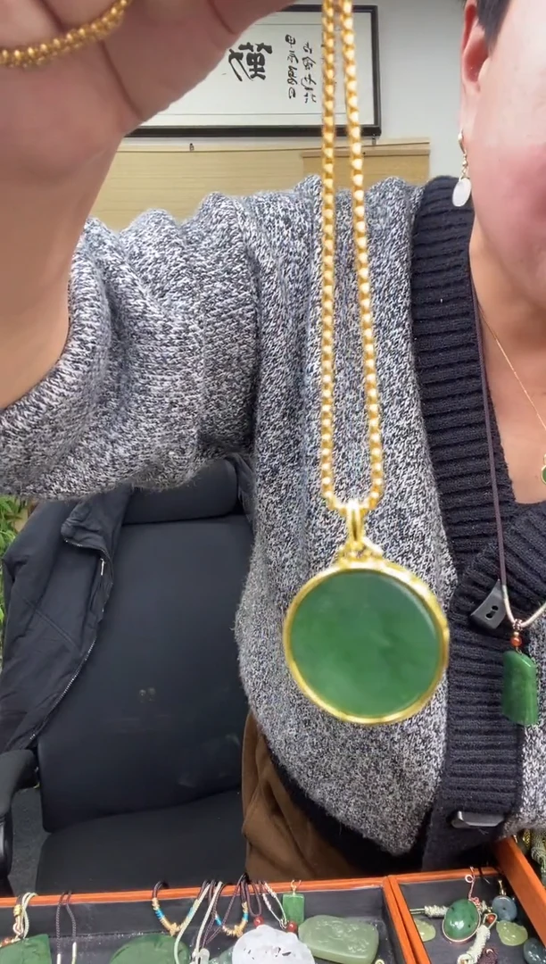 颈饰未镶嵌和田玉多样性发一