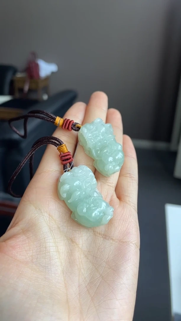 吊坠(不含链)未镶嵌翡翠天然缅甸A货翡翠多样性发其一